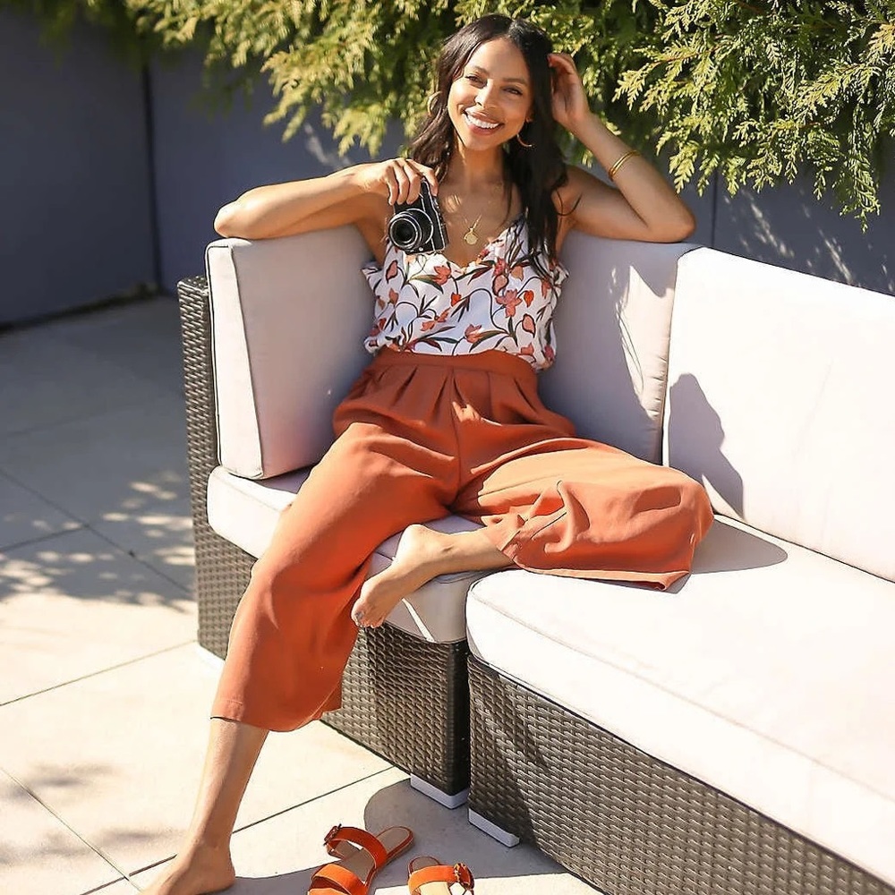 LOFT Floral V neck Ruffle Cami NWT Petite